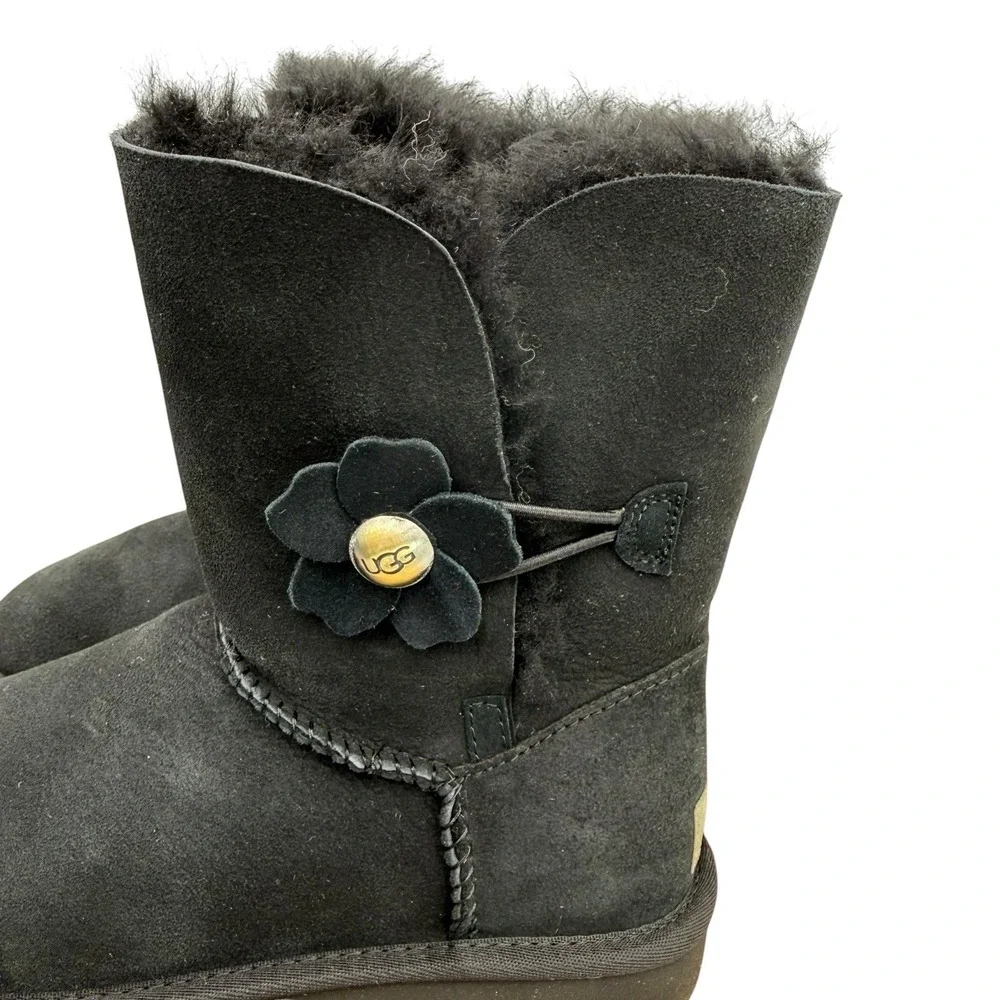 UGG note although